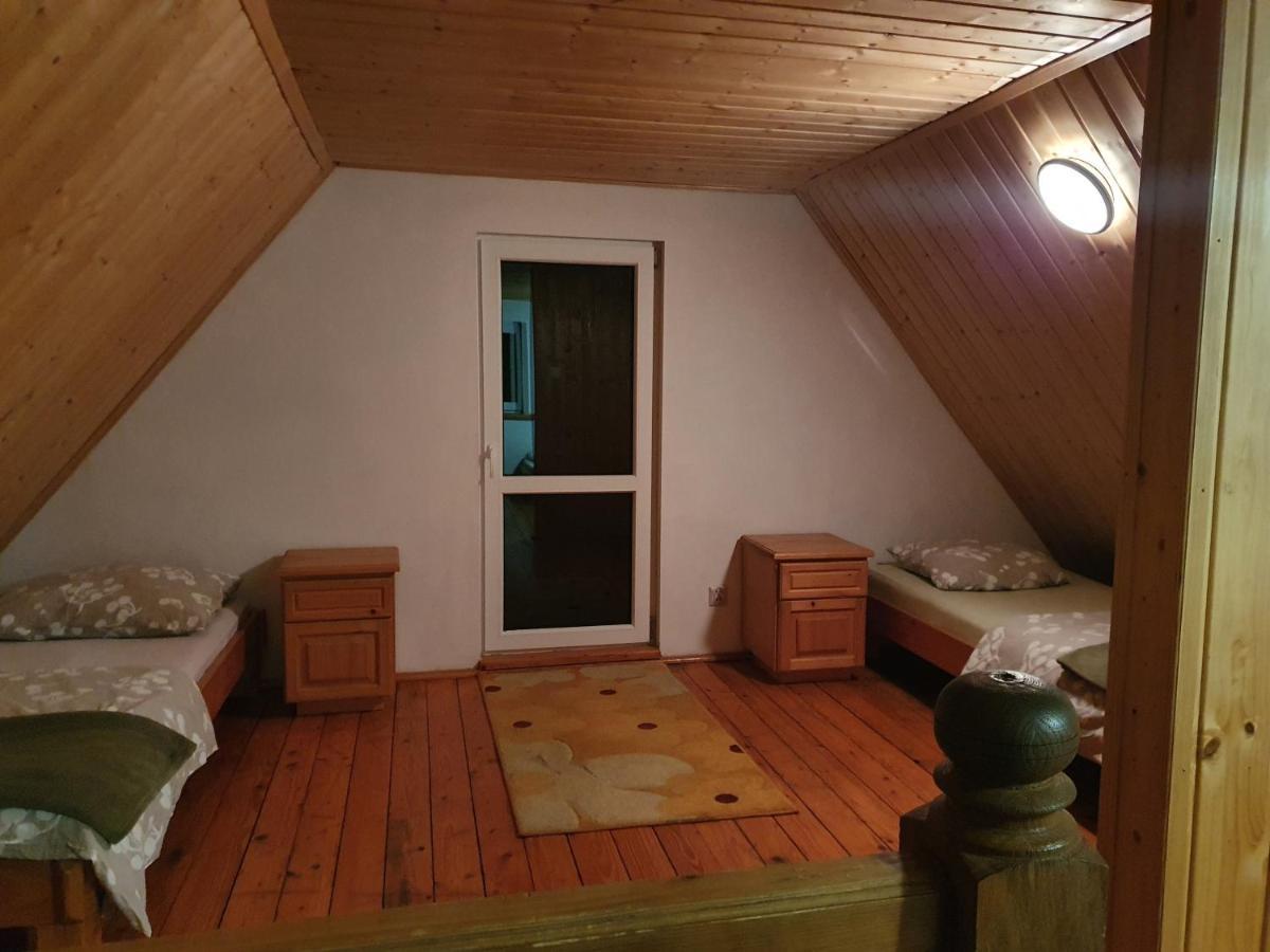 Domki U Gretka Lutowiska Exteriér fotografie