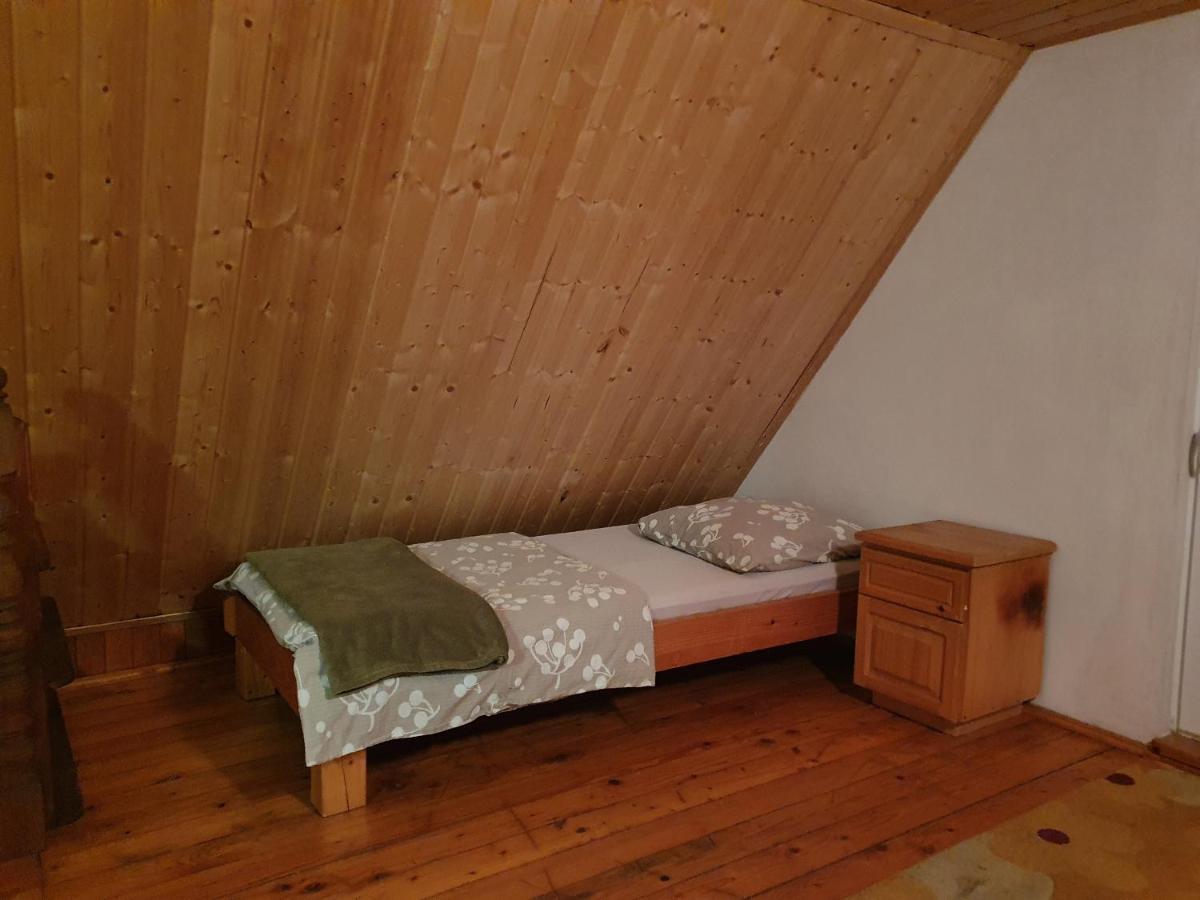 Domki U Gretka Lutowiska Exteriér fotografie