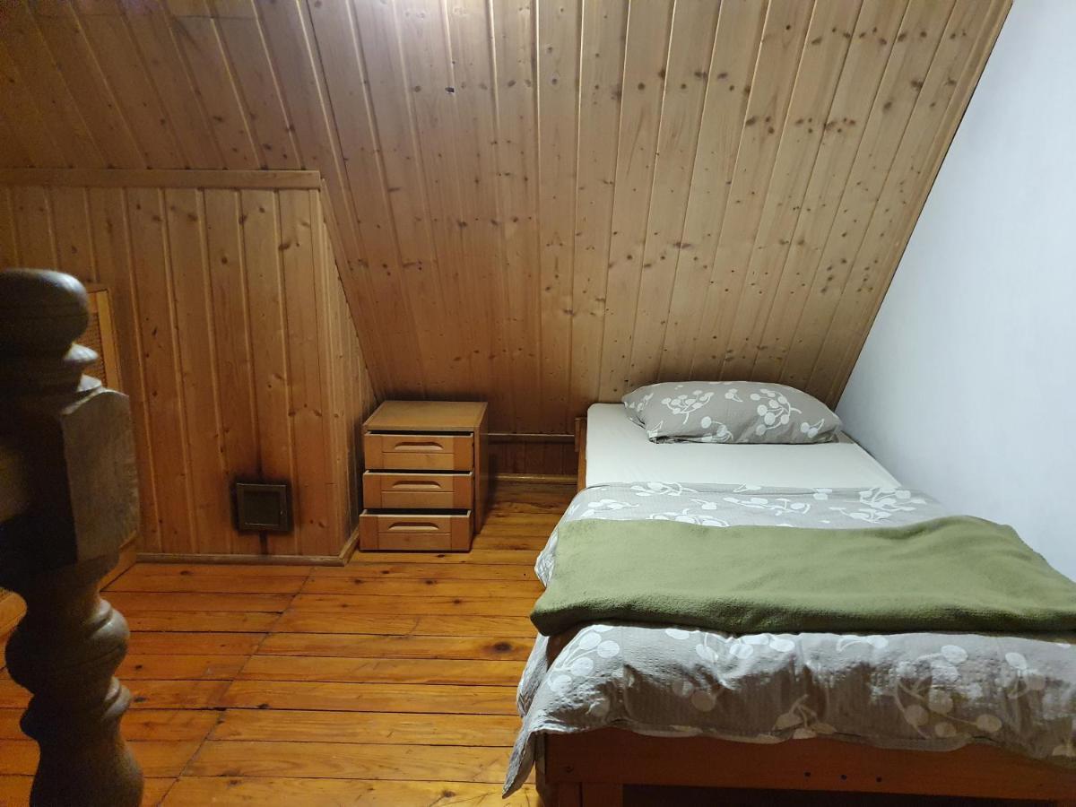 Domki U Gretka Lutowiska Exteriér fotografie
